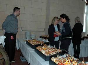 Fingerfood zum Genieeßen. Fotos: Hertlein