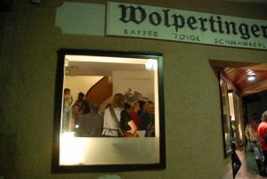 Der NÜRNBERGER im neu eröffneten Café WOLPERTINGER in der Zöllnertorstraße . Foto: Hertlein