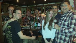 Feierte mit den TME-Kollegen Geburtsta: David, 2.v.r.). Foto: Hertlein