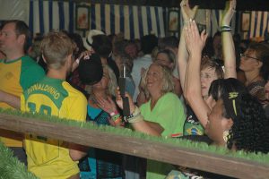 waasamba2016-25 fans
