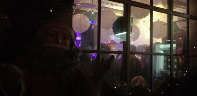 Schwabach-Boulevard/Meine Stadt: "Schmiede" -am 12.12.2022 -Keine Künstlerweihnachtsfeier/ 21.12. Schleckerei  schließt Konzert-Events, Smokestack L. tritt dort nochmals auf/Vorweihnachtliche Party im Metrodrom mit Noisy Parker