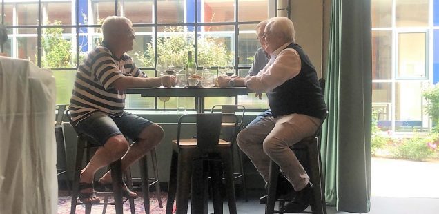 Schwabach-Boulevard/Meine Stadt: Heute WM-Finale- Messi gegen Mbappe /Die besondere  Geschichte: Cafe-Fuxx-Betreiber auch künftig Schmiede-Macher ..../Lokal-Bild: Matthias Hertlein